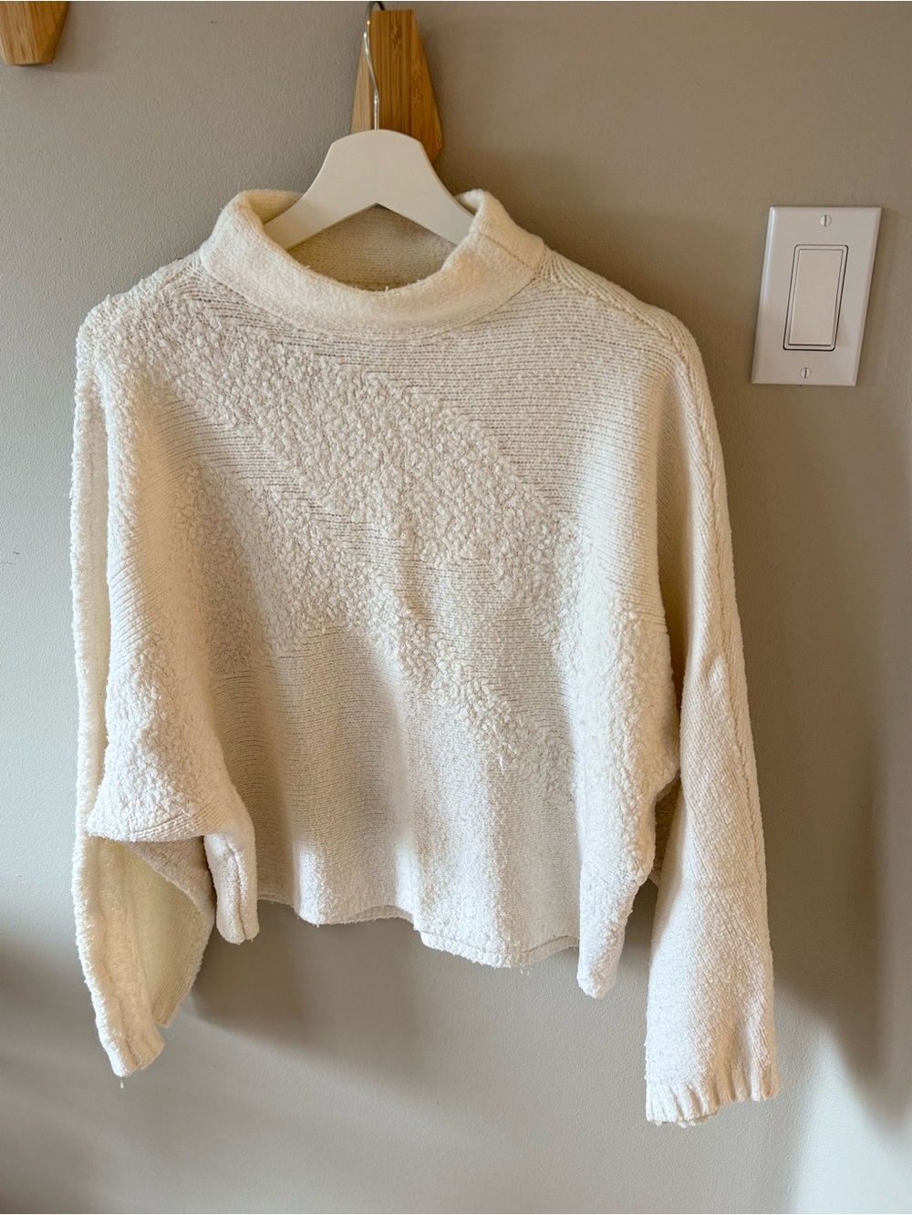 Abercrombie & Fitch Cream Cozy Mock Neck Sweater